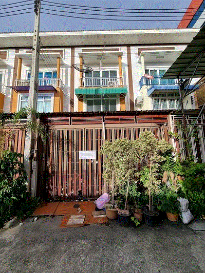 ทาวน์เฮ้าส์หลุดจำนอง ธ.ธนาคารกรุงเทพ ชลบุรี เมืองชลบุรี บ้านสวน